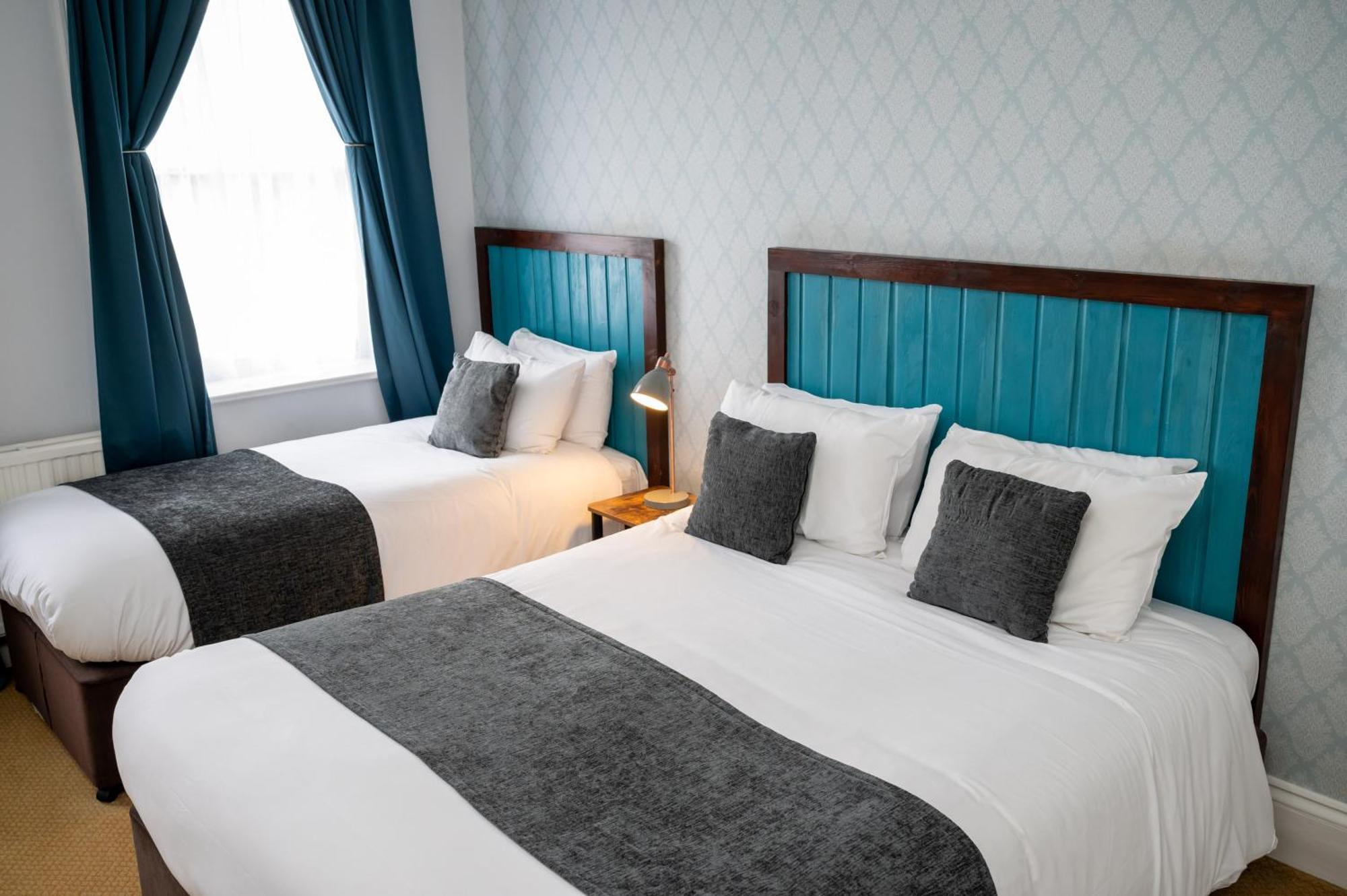 Rising Sun Hotel By Greene King Inns Cheltenham Exteriér fotografie