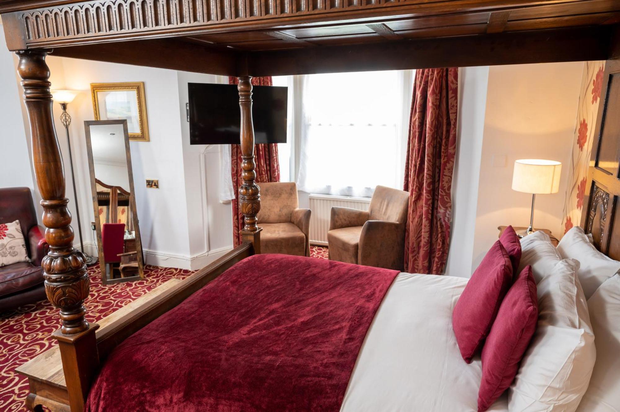 Rising Sun Hotel By Greene King Inns Cheltenham Exteriér fotografie