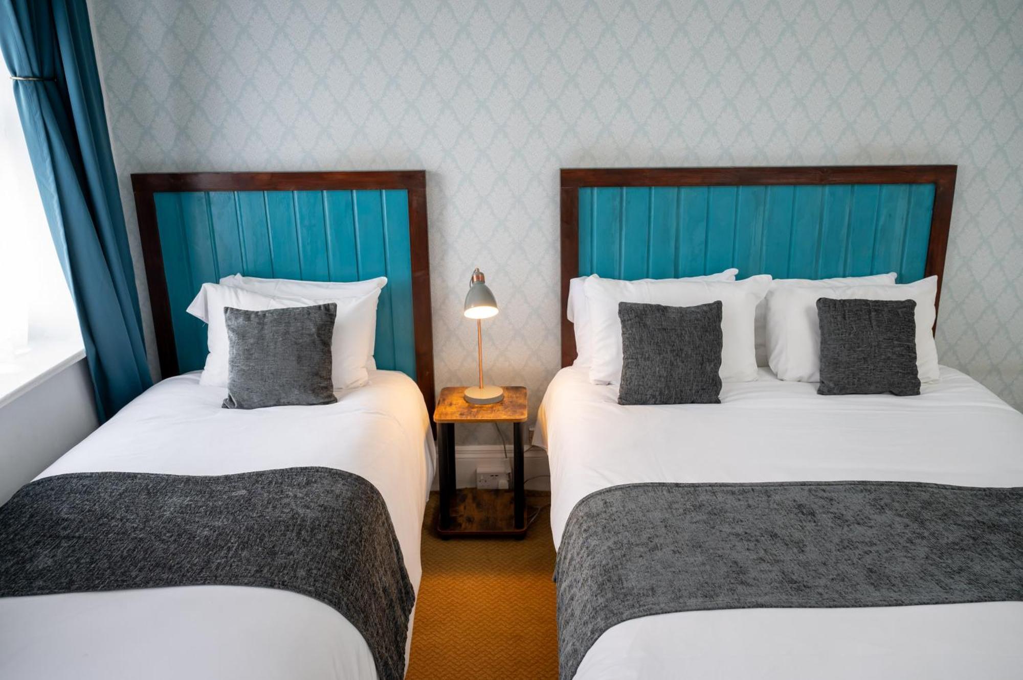 Rising Sun Hotel By Greene King Inns Cheltenham Exteriér fotografie
